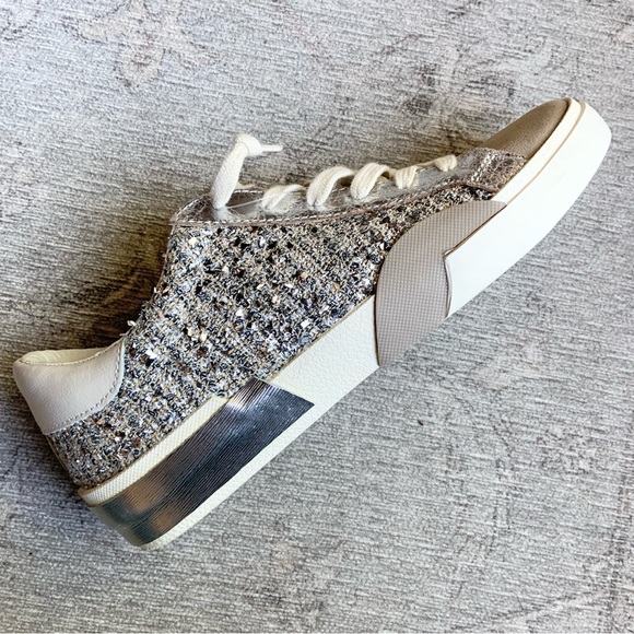 Dolce Vita Zina Silver Sneakers Size 8.5 NWOT Women’s Shoes - Picture 9 of 17